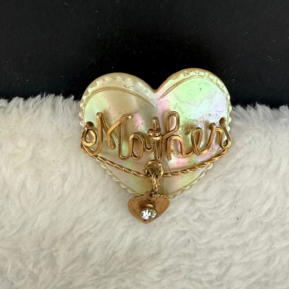 Vintage Mother Brooch Heart Mother of Pearl Gold Tone Sweetheart